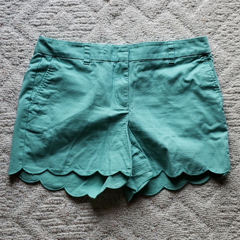 Size 6 Loft Shorts